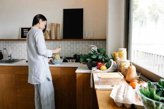 woman preparing healthy meals